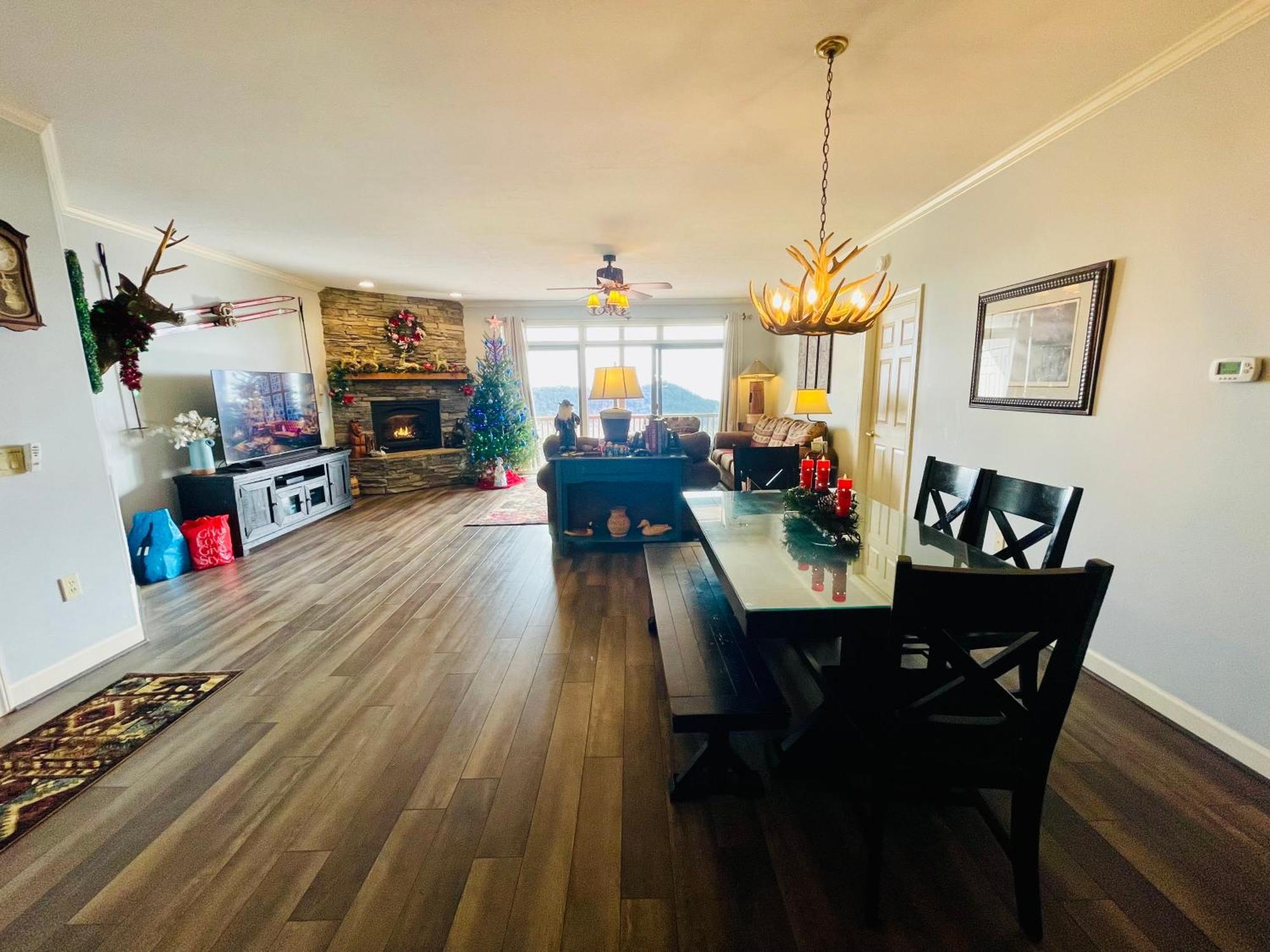 Bucket List Views Sugar Mountain Private Condo - 2Bed, 2Bath, Sleeps 6, Panoramic Views Of Mountains From Large Deck, Short Drive To Shopping, Restaurants, Cafes & Banner Elk Town Exterior foto