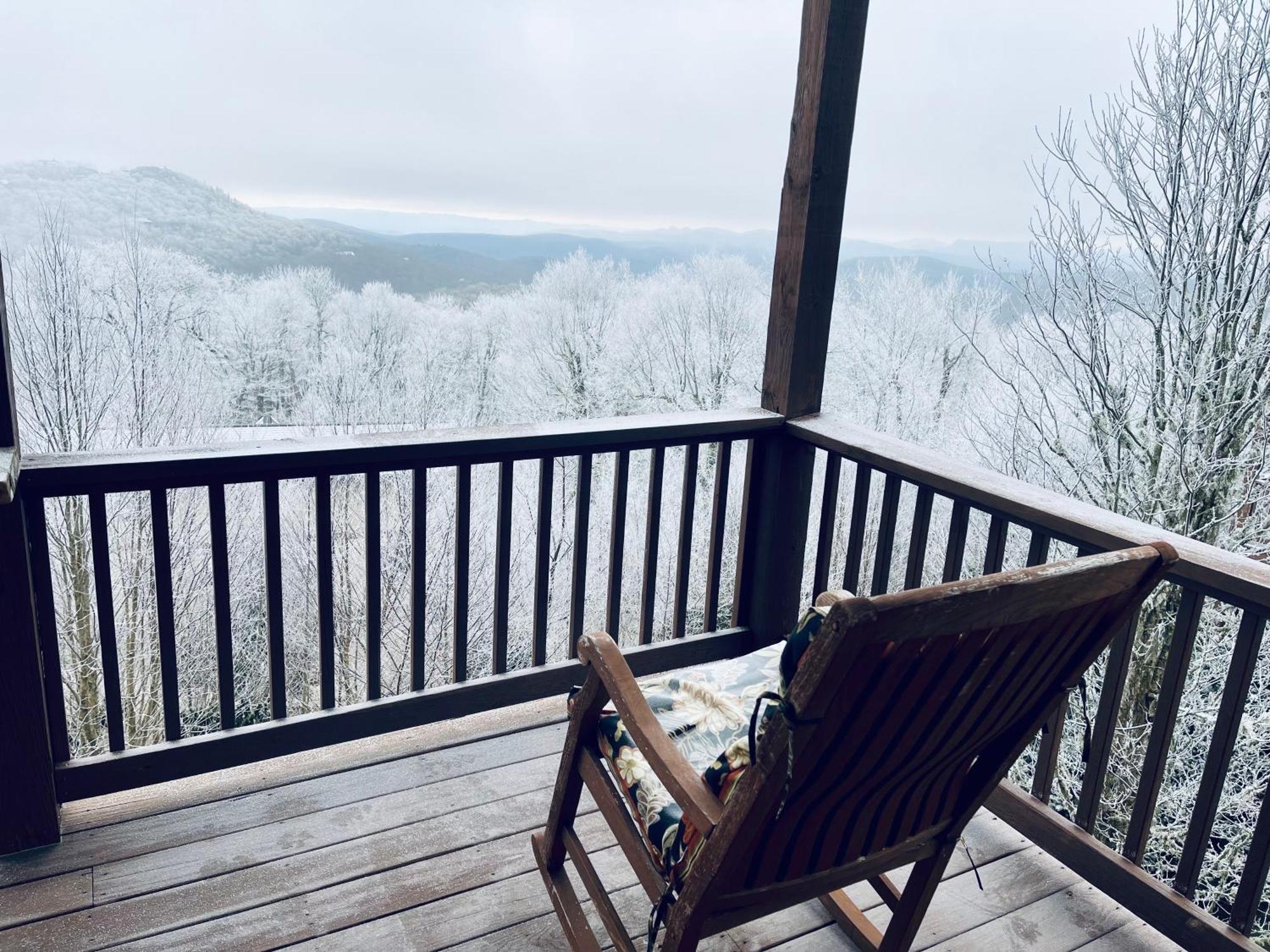 Bucket List Views Sugar Mountain Private Condo - 2Bed, 2Bath, Sleeps 6, Panoramic Views Of Mountains From Large Deck, Short Drive To Shopping, Restaurants, Cafes & Banner Elk Town Exterior foto