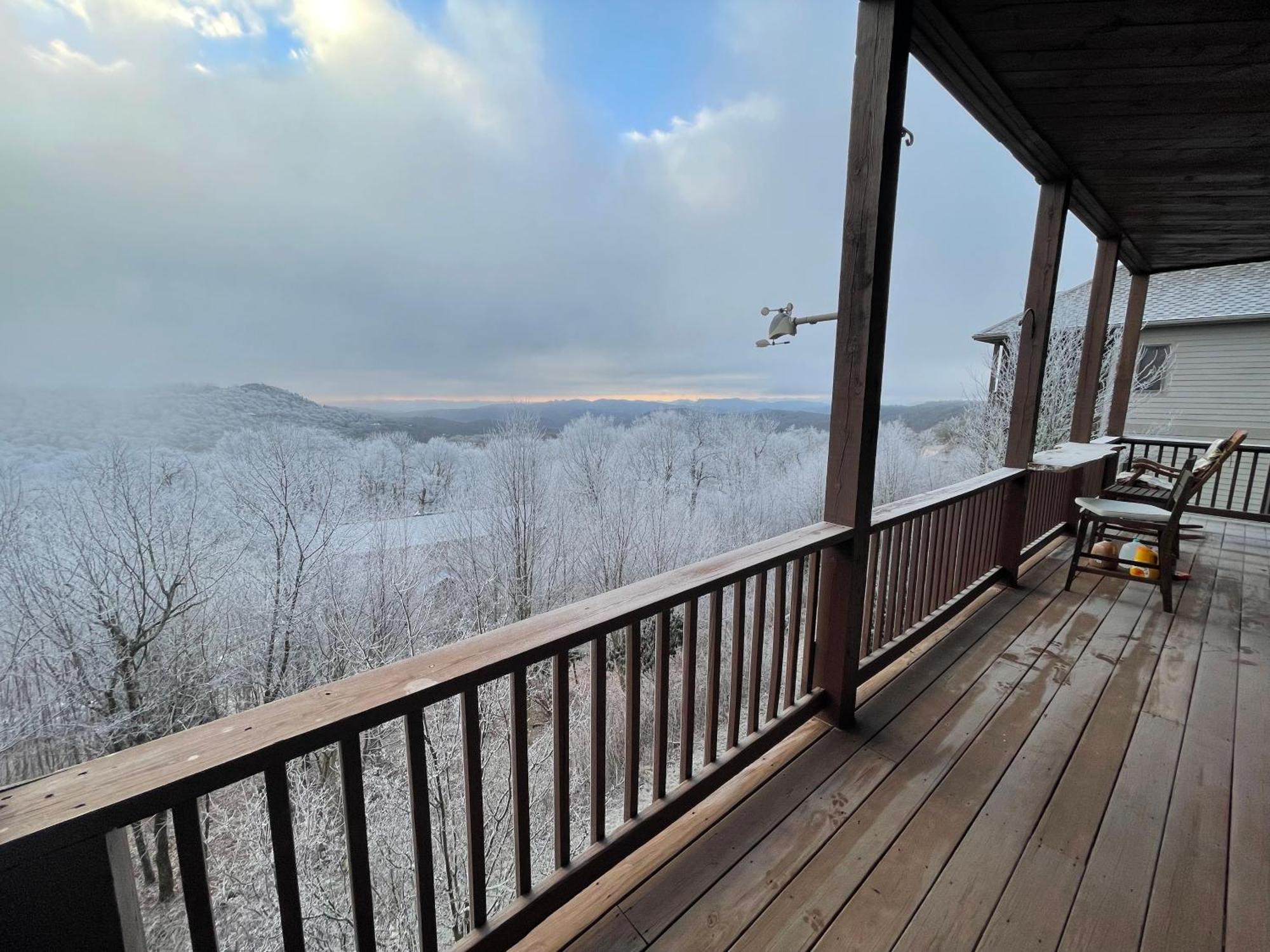 Bucket List Views Sugar Mountain Private Condo - 2Bed, 2Bath, Sleeps 6, Panoramic Views Of Mountains From Large Deck, Short Drive To Shopping, Restaurants, Cafes & Banner Elk Town Exterior foto